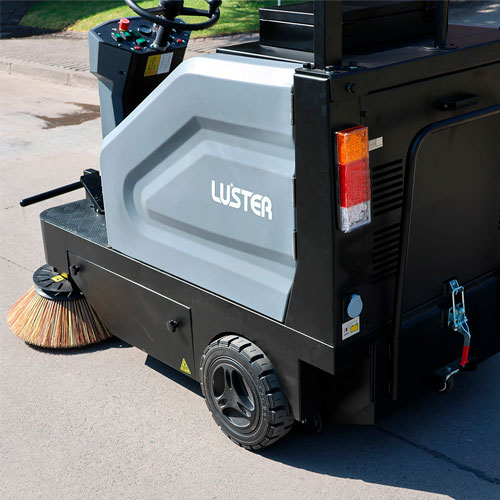 BARREDORA-HOMBRE-A-BORDO-BATERÍA-3500W-12V-100A-A86-2